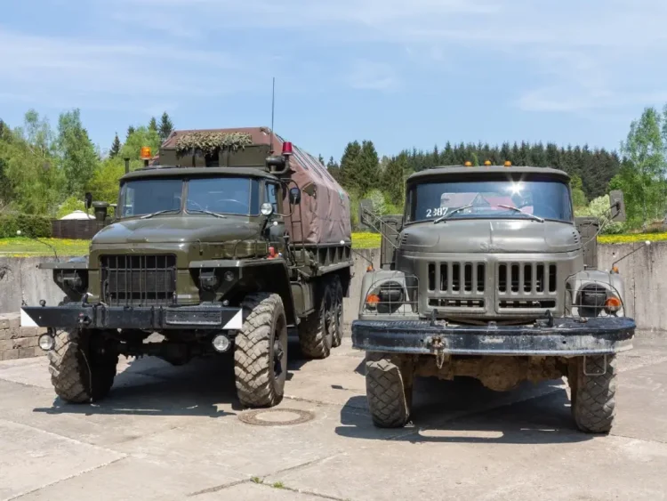 Запасные части к грузовым автомобилям